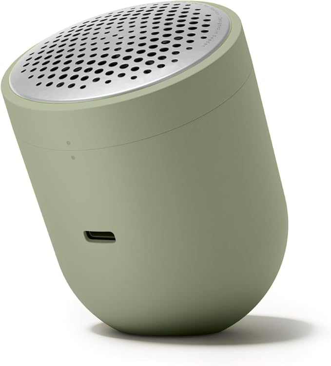 Steamery Fabric Shaver Pilo 2, Removes Lint and Pilling from Clothes and Textiles, Rechargeable Lint Remover with USB, Green